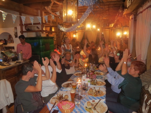 OKTOBERFEST AUF DER RENCHTALHTTE